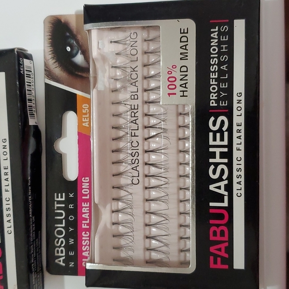 Lashes - Picture 4 of 5